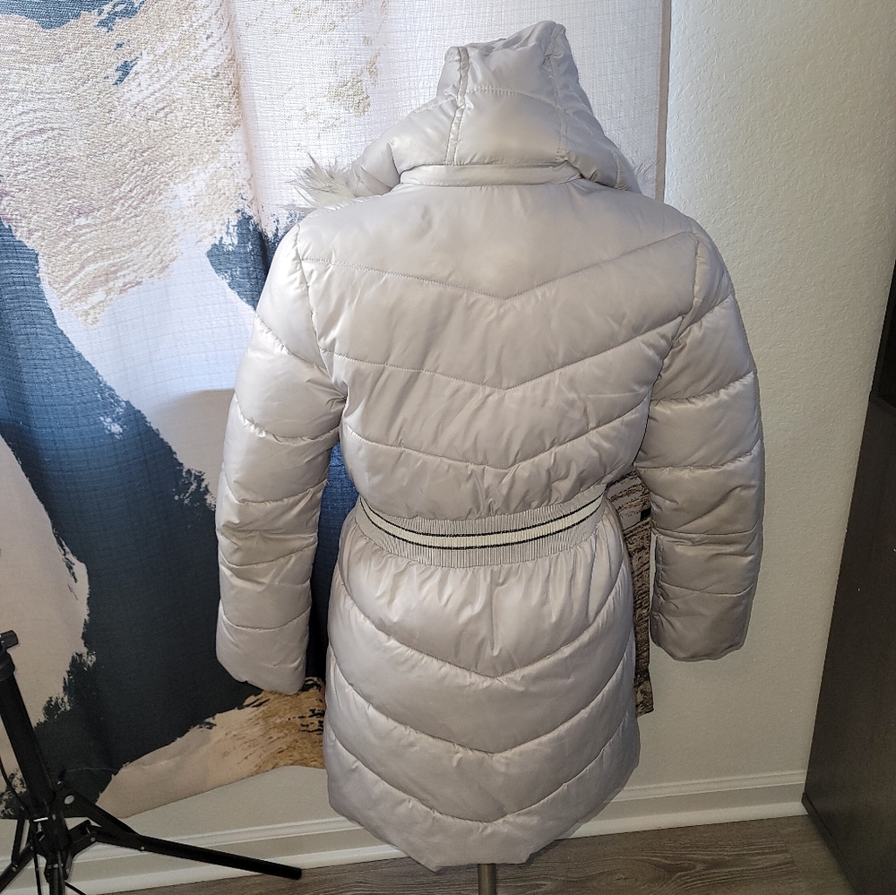 Girls silver Michael Kors coat - Picture 6 of 8